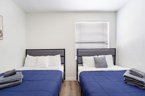 Walk to Beach & Ocean Drive | Pet-Friendly 20 Dwell