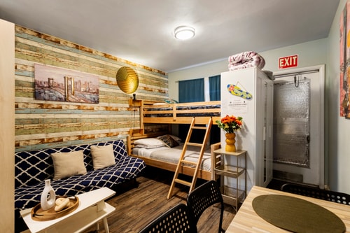 Modern 1BR Studio in Hollywood | Free Parking 7 Dwell