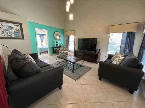 Orlando Family 4BR | 10 Min to SeaWorld Dwell