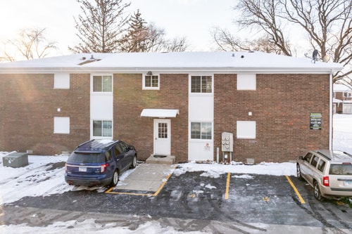 Sandwich IL 1BR | Near Lake + Downtown 16 Dwell