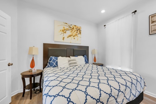 Detroit 3BR in Mexicantown | Sleeps 7 + WiFi 23 Dwell