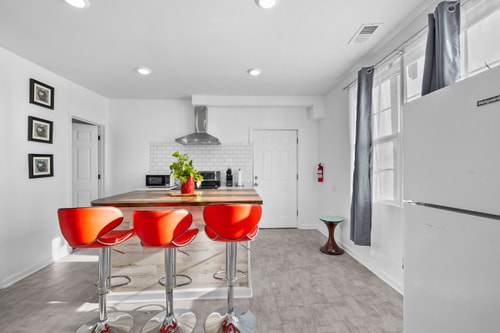 Charming 3-Bedroom Home in Southwest Detroit 8 Dwell