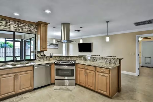 Sarasota 3BR | Pet-Friendly, Fenced Yard 17 Dwell