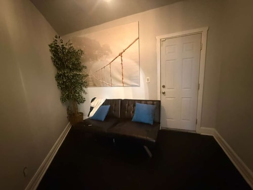 Renovated Detroit 3BR Home | Sleeps 6 11 Dwell