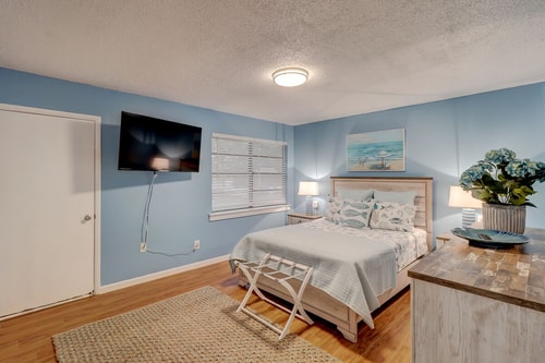 Hilton Head 2BR | 5 Min to Burkes Beach 27 Dwell