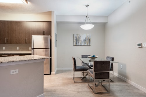 Spacious 3BR | Pool, Gym, Near Beach & Speedway 13 Dwell