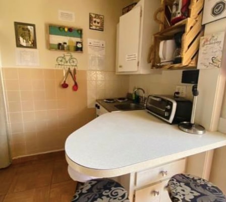 1BR Hollywood Studio Near Beach 4 Dwell