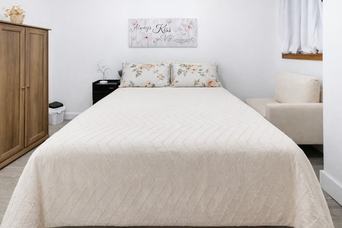 Spacious 2BR Apt • Free Parking • Baden 13 Dwell