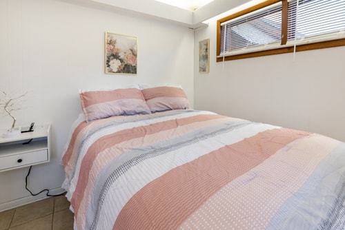 Modern 2BR Apartment • Free Parking • Baden 12 Dwell