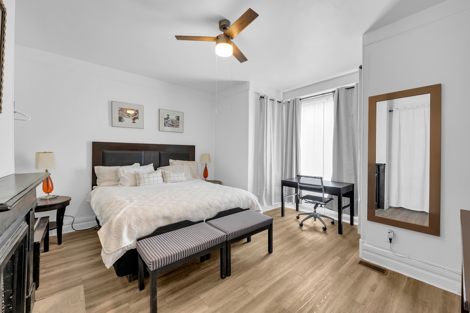 Detroit 3BR in Mexicantown | Sleeps 7 + WiFi Dwell