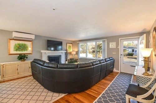 3BR East Falmouth Home Near the Beach 1 Dwell