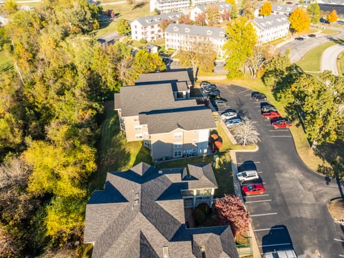 Branson 2BR Retreat | Jacuzzi + Gym + Pools 69 Dwell