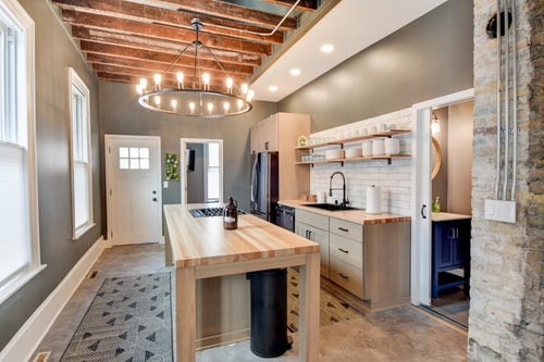 Downtown Milwaukee Area | 4BR Home | Sleeps 14 2 Dwell