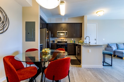 Fort Myers 1BR Condo | Pool + Gym + BBQ 7 Dwell