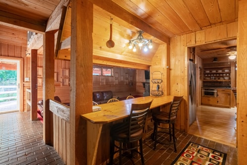 Skippers VA Lakefront 3BR | Dock + Firepit 4 Dwell