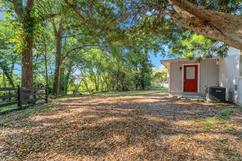 Orlando 3BR | Hot Tub + Parking + Pets 26 Dwell