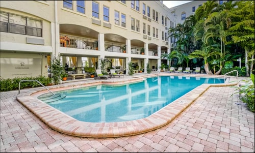 Beachside Palm Beach Condo | Pool & Walk to Sea Dwell