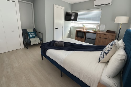 2 Studios for 6 | Dania + Hollywood Beach 3 Dwell