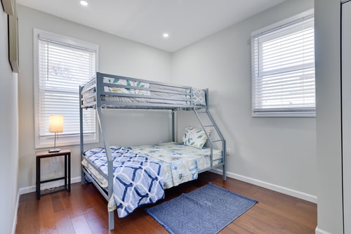 Spacious 4BR Newark Home – Family & Comfort 19 Dwell