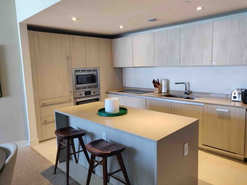 Ocean View Apt on the Beach 2 Bedroom 2 Bath. 13 Dwell