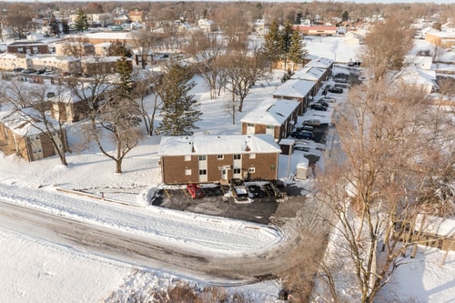 2BR Sandwich Home | Kitchen, TV & Family-Friendly 30 Dwell