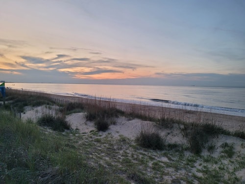 Beachfront Getaway | Dune House + Pets 29 Dwell