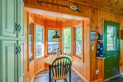 Mountain View Retreat | Fireplace + EV 3 Dwell