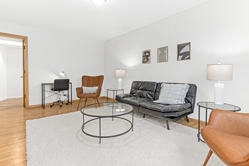 St Paul 6BR | 2 Kitchens + Game Room 1 Dwell