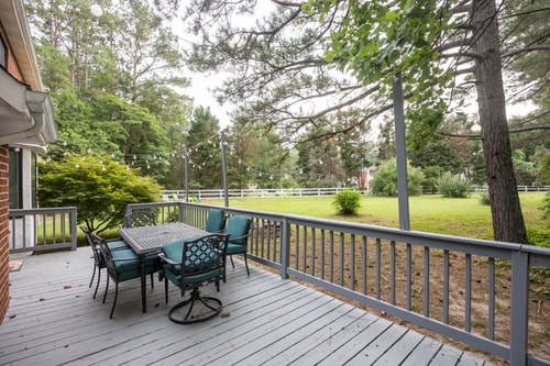 VA Riverfront 4BR | Dock + Kayaks + Games 44 Dwell