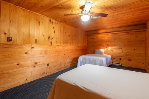 Skippers VA Lakefront 3BR | Dock + Firepit 23 Dwell