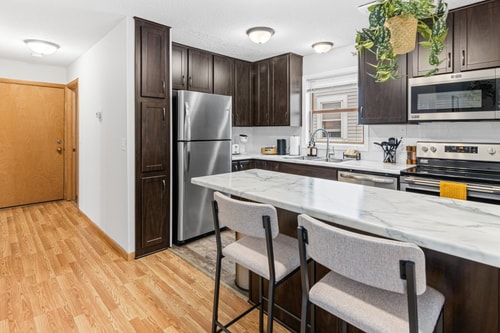 St Paul 6BR | 2 Kitchens + Game Room 7 Dwell