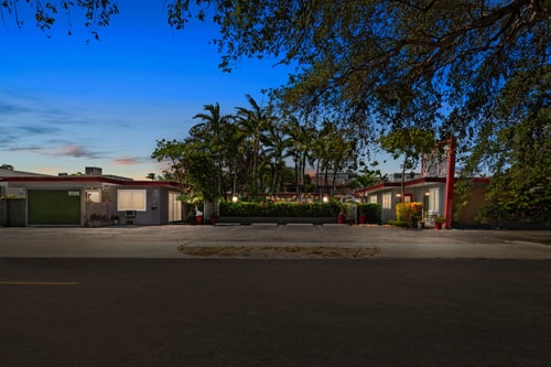 Relaxing 1BR w/ BBQ, Patio & Convenient Access 26 Dwell