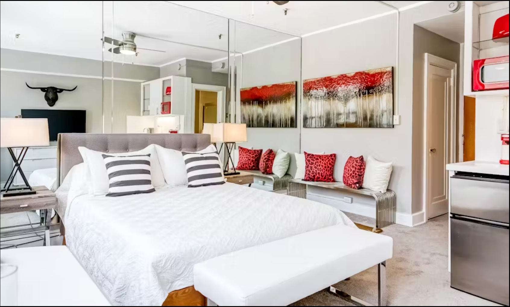 Palm Beach 1BR | Near Beach & Pool Dwell