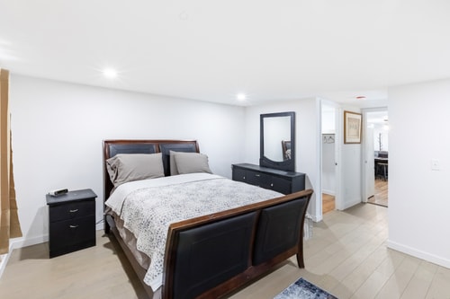 Orange NJ 2BR Duplex | Walk to Train + 2BA 8 Dwell