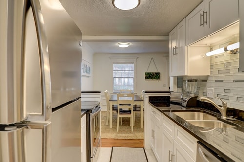 Hilton Head 2BR Townhome | Pool Access 3 Dwell