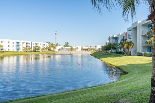 Daytona 2BR | Pool + Free Parking, Pets 66 Dwell