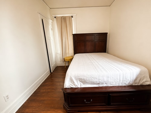 Renovated 3BR Detroit Home | Sleeps 6 16 Dwell