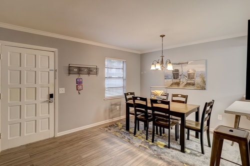 Hilton Head 2BR | Walk to Shops + Pool 23 Dwell