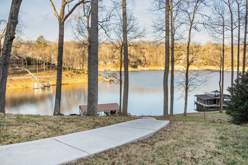 Norris Lake Cabin | Dock + Kayaks + Games 54 Dwell