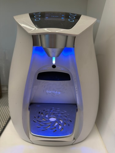 Beachfront 2BR/2BA Desing Suite on Tel-Aviv 35 Dwell