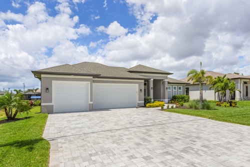 Waterfront 3BR Pool Home in Cape Coral 44 Dwell