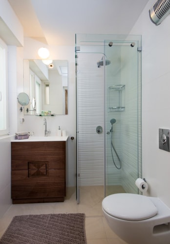 Beachfront 2BR/2BA Desing Suite on Tel-Aviv 4 Dwell