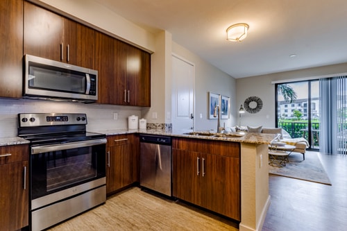 Fort Myers 2BR Condo | Pool + BBQ + Gym 4 Dwell