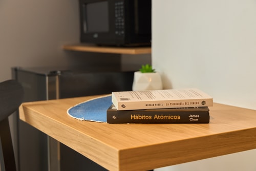 Rosa Negra Haven | Cozy Stadio Aparta-Suite 3 Dwell