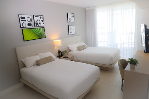 Ocean View Apt on the Beach 2 Bedroom 2 Bath. 16 Dwell