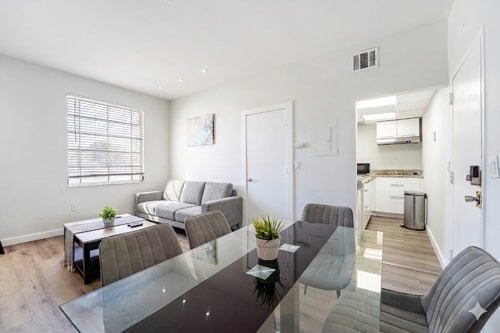 Walk to Beach & Ocean Drive | Pet-Friendly 14 Dwell