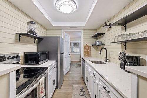 Pet-Friendly Hilton Head 2BR | Pool 20 Dwell