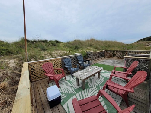 Beachfront Getaway | Dune House + Pets 2 Dwell