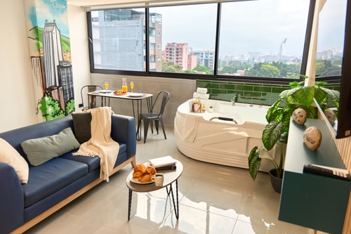 Rosa Negra Suite Near Stadium 1 Dwell