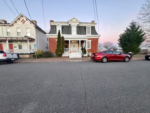 Renovated 4BR | 10 Min to Liberty University 71 Dwell